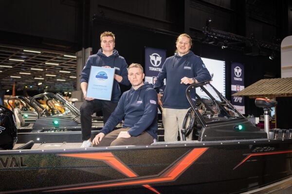 Venemessujen kalastusvene